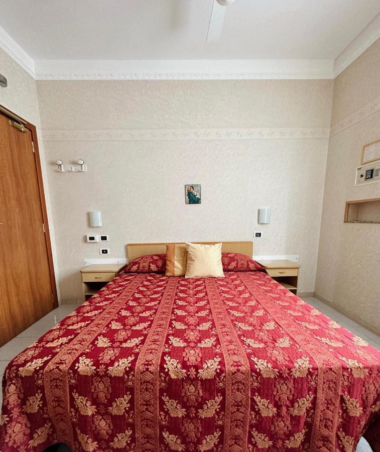 Hotel Bel Sogno Rimini Kültér fotó