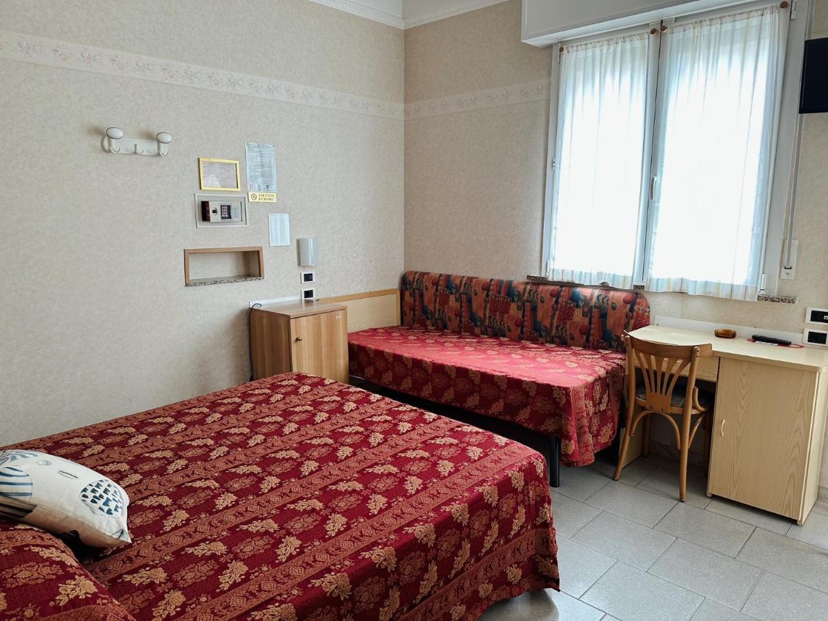 Hotel Bel Sogno Rimini Kültér fotó