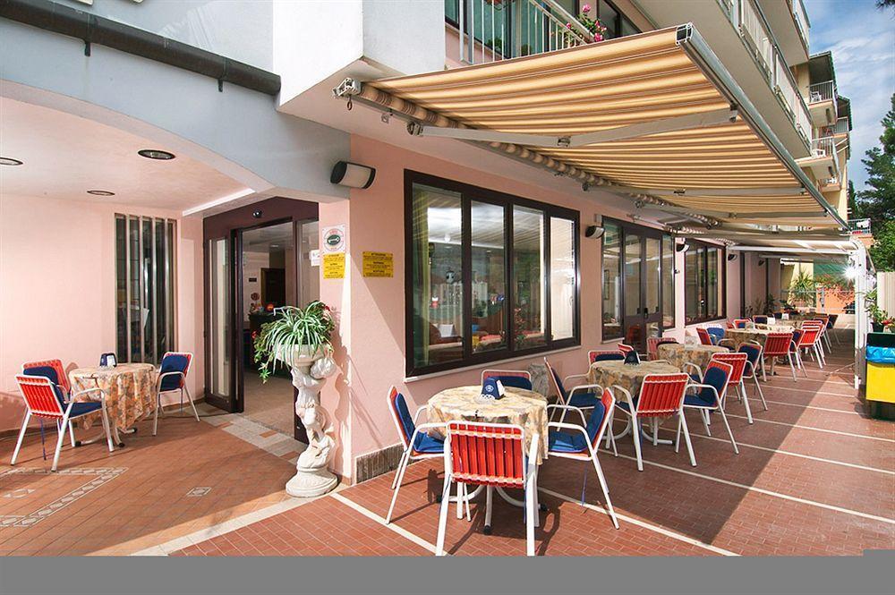 Hotel Bel Sogno Rimini Kültér fotó